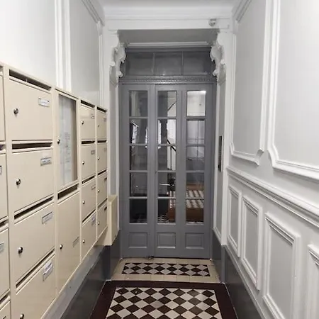 Lägenhet 5 Personnes People Max Paris